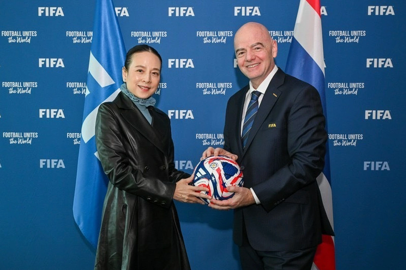 FIFA làm chuyện chưa từng có với Madam Pang- Ảnh 1.