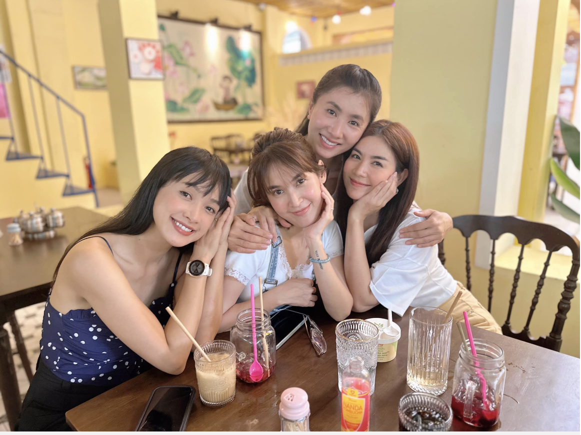 Diễn viên Nguyệt Ánh lên tiếng thông tin ly hôn chồng Ấn Độ- Ảnh 6. Diễn viên Nguyệt Ánh lên tiếng thông tin ly hôn chồng Ấn Độ- Ảnh 6.