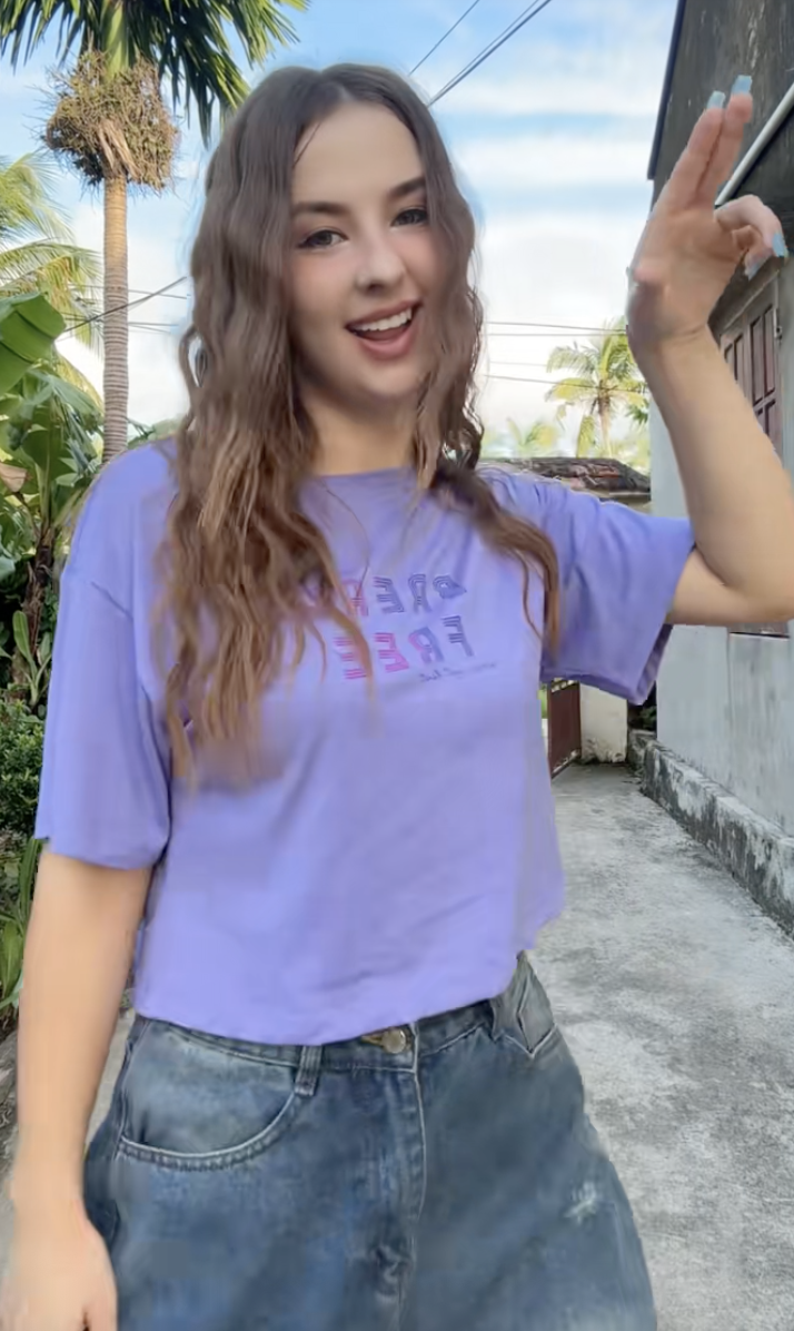 Chồng Thanh Hoá 10 điểm may mắn: Vợ Ukraine lột xác "thành tiên" sau 2 lần sinh nở, xin iPhone 17 "trộm vía" chồng không cho- Ảnh 3.