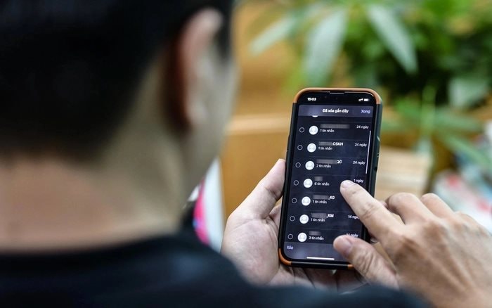 Sau Tin Nhắn Này Trên Zalo, Người Đàn Ông Sn 1981 Mang 14 Triệu Đồng Đến Agribank Chuyển Khoản: Công An Lập Tức Yêu Cầu Ngừng Giao Dịch- Ảnh 1. Sau Tin Nhắn Này Trên Zalo, Người Đàn Ông Sn 1981 Mang 14 Triệu Đồng Đến Agribank Chuyển Khoản: Công An Lập Tức Yêu Cầu Ngừng Giao Dịch- Ảnh 1.