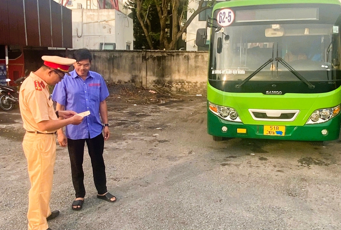 - Ảnh 1. - Ảnh 1.