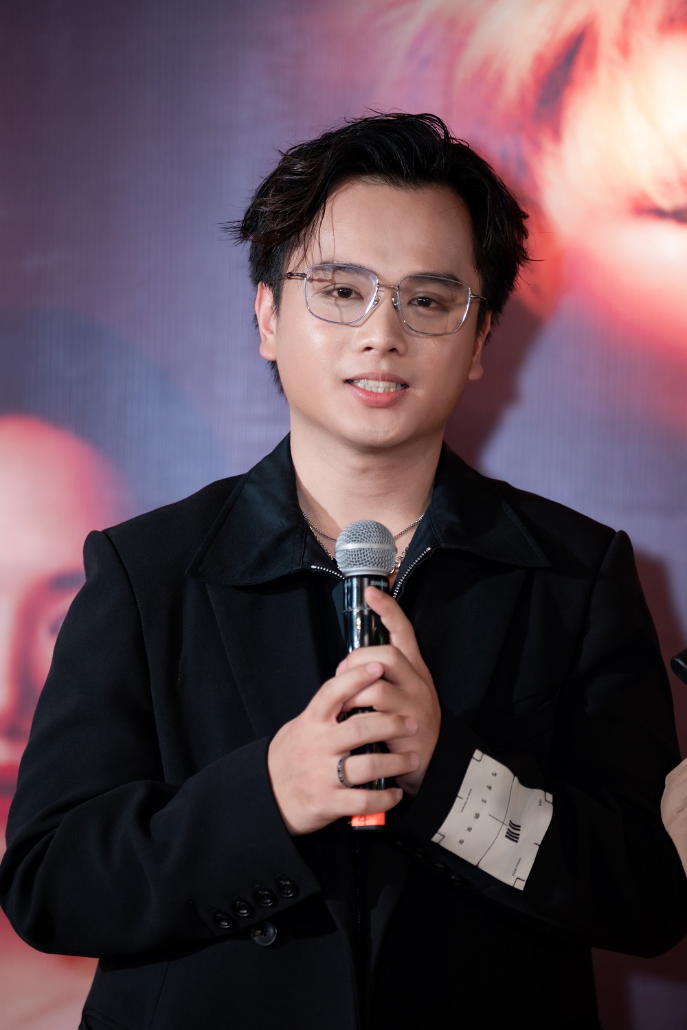 Nhạc sĩ Gen Z mời diva Hà Trần và Tùng Dương hát trong album đầu tay là ai?- Ảnh 6. Nhạc sĩ Gen Z mời diva Hà Trần và Tùng Dương hát trong album đầu tay là ai?- Ảnh 6.