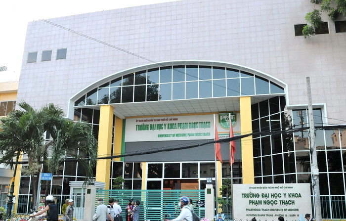 Toàn cảnh vụ nam sinh 24 tuổi trúng tuyển tiến sĩ Y khoa Phạm Ngọc Thạch: Tìm ra nghi vấn mới, trường chưa lên tiếng!- Ảnh 2.
