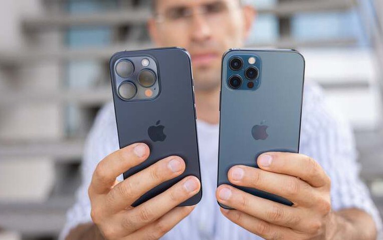 "Sale sốc tận cùng" nhân ngày đôi 10/10, giá iPhone chạm đáy: Bỏ lỡ sẽ tiếc!- Ảnh 1. "Sale sốc tận cùng" nhân ngày đôi 10/10, giá iPhone chạm đáy: Bỏ lỡ sẽ tiếc!- Ảnh 1.