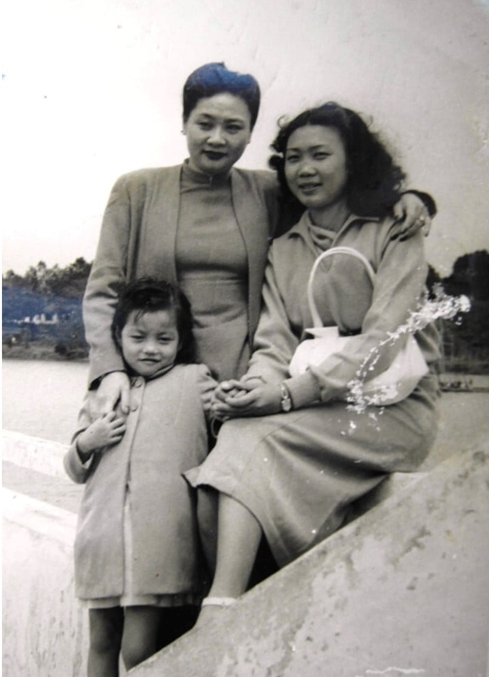 Tổ nghề sống miền Nam: Lấy chồng 2 là Bạch công tử và giai thoại đốt tiền tìm đôi bông tai- Ảnh 1. Tổ nghề sống miền Nam: Lấy chồng 2 là Bạch công tử và giai thoại đốt tiền tìm đôi bông tai- Ảnh 1.