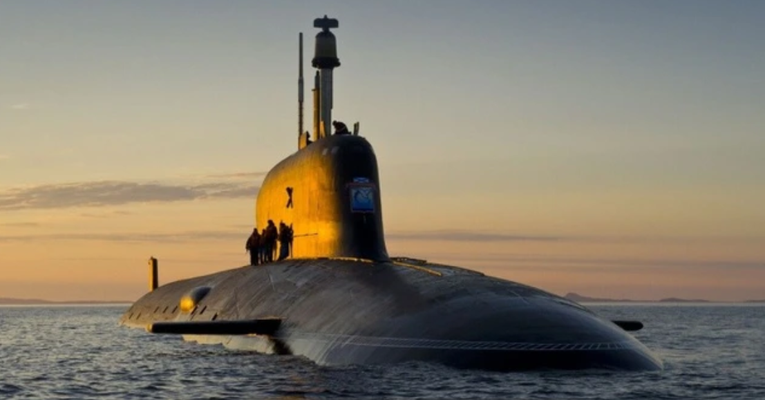 Tàu sân bay hàng đầu của Mỹ đối mặt với "tử thần thầm lặng" từ Nga- Ảnh 1.