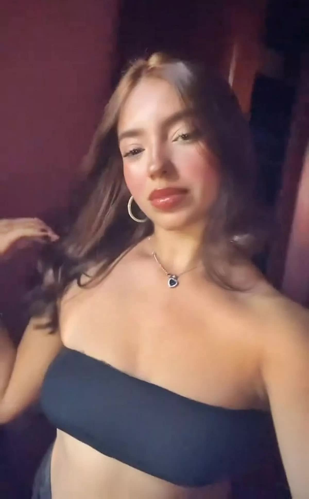 Vừa ăn chiếc bánh ngọt gửi đến kèm bức thư tình, cô gái 17 tuổi tử vong tức tưởi: Danh tính thủ phạm khiến tất cả sốc nặng- Ảnh 3. Vừa ăn chiếc bánh ngọt gửi đến kèm bức thư tình, cô gái 17 tuổi tử vong tức tưởi: Danh tính thủ phạm khiến tất cả sốc nặng- Ảnh 3.