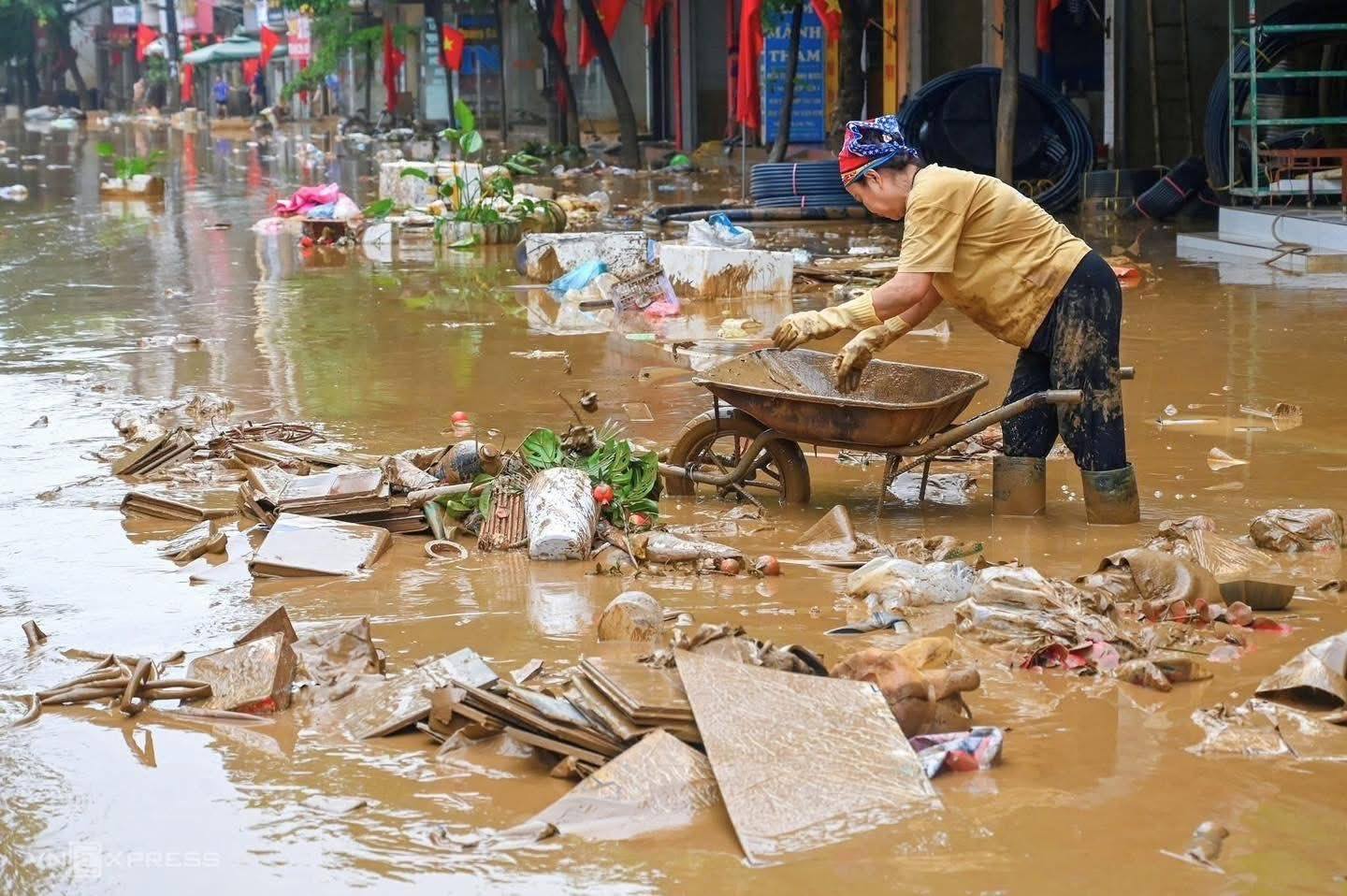 Lũ r&uacute;t, Th&aacute;i Nguy&ecirc;n hiện l&ecirc;n với một khung cảnh tan hoang đến x&oacute;t xa- Ảnh 11.