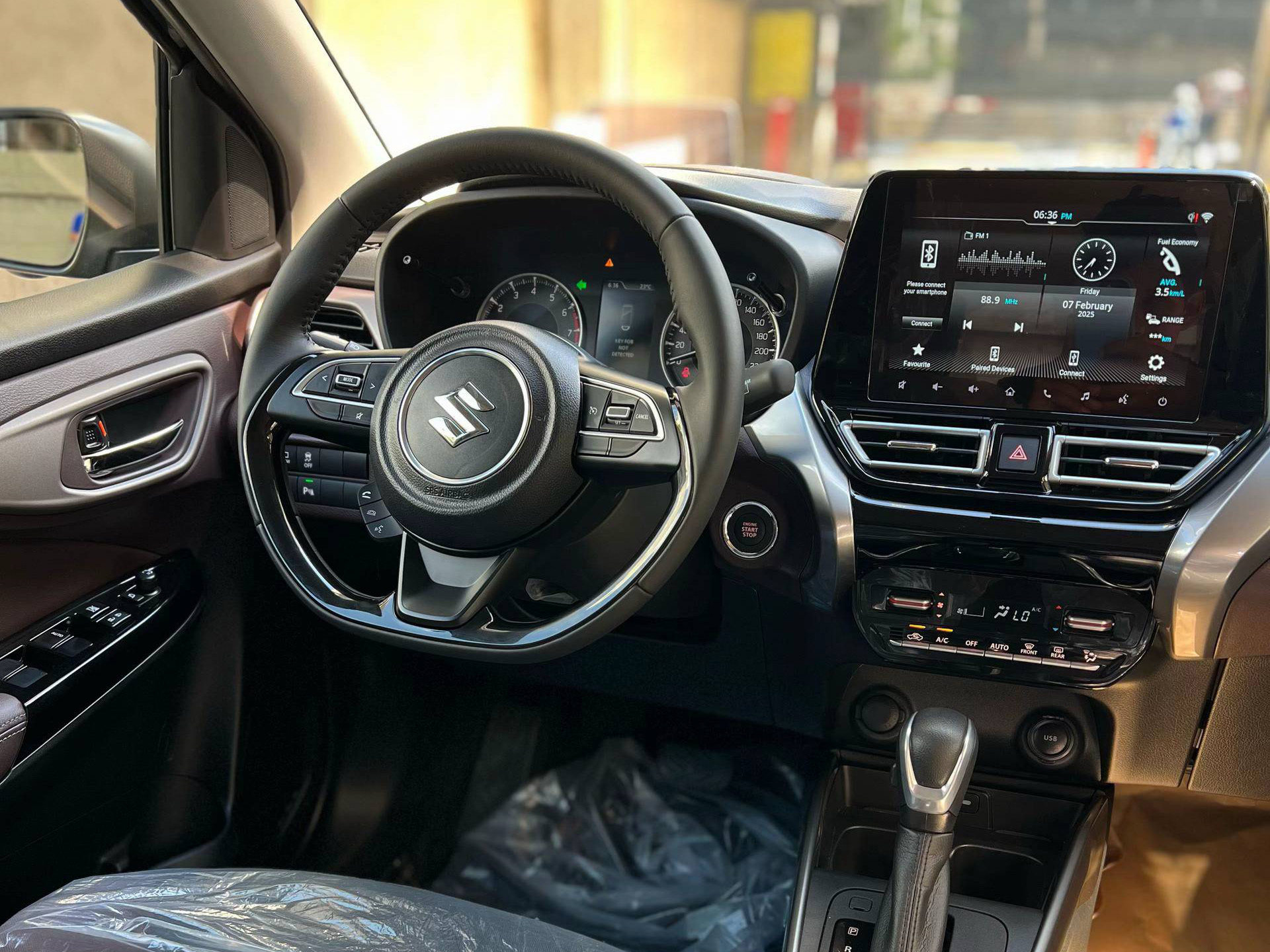 Suzuki Fronx thêm clip ‘nhá hàng’ trước ngày ra mắt Việt Nam: Dự kiến 3 bản, tạm tính từ 520 triệu đồng, có hybrid, ADAS đấu Raize, Sonet- Ảnh 9.