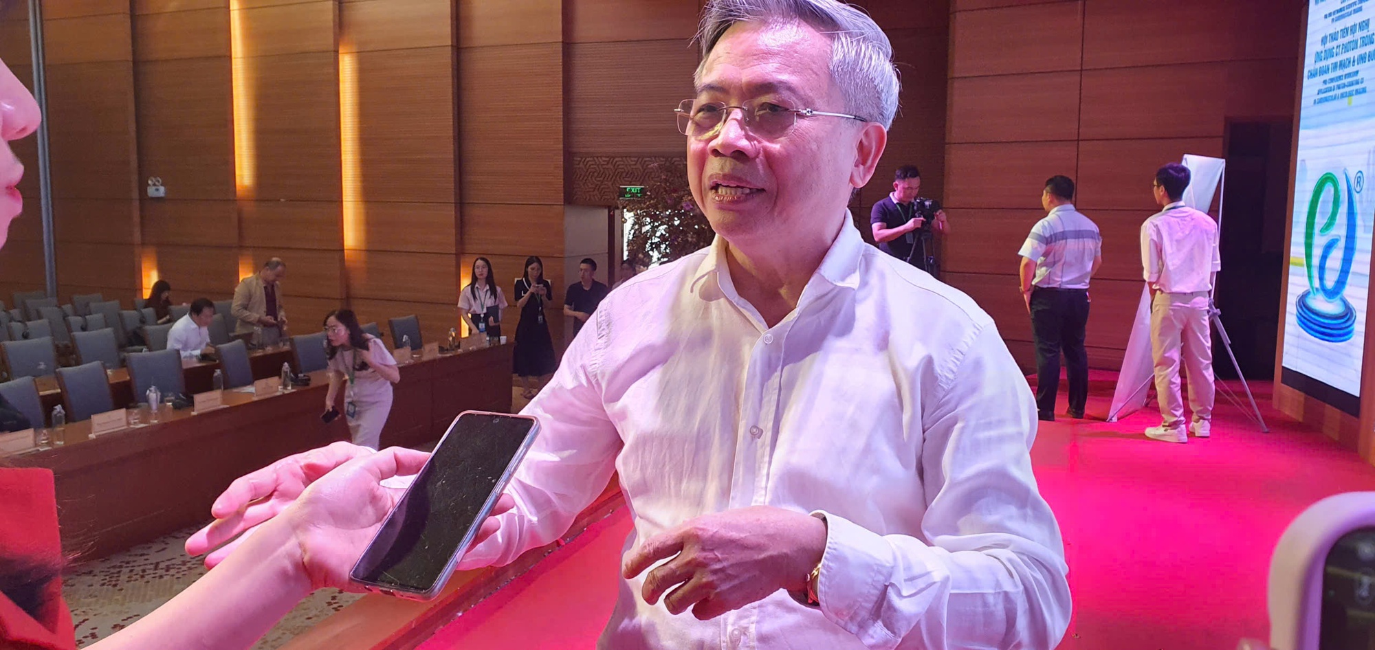 ‘Sửng sốt’ với hình ảnh não bộ và cơ thể chi chít đốm trắng: Bác sĩ chỉ đích danh thủ phạm- Ảnh 2.