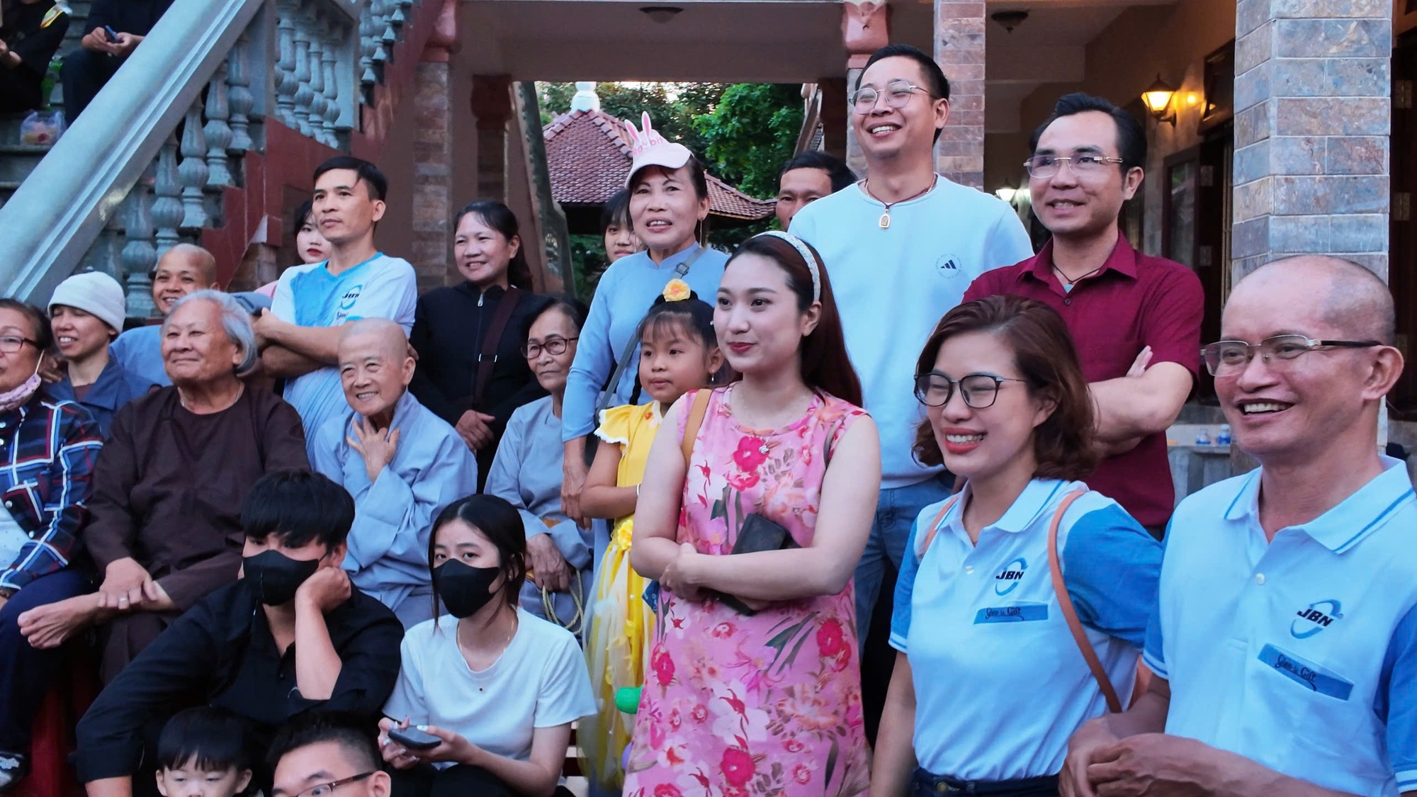 Cao Mỹ Kim trao 1.000 phần quà dịp Tết Trung Thu- Ảnh 3. Cao Mỹ Kim trao 1.000 phần quà dịp Tết Trung Thu- Ảnh 3.