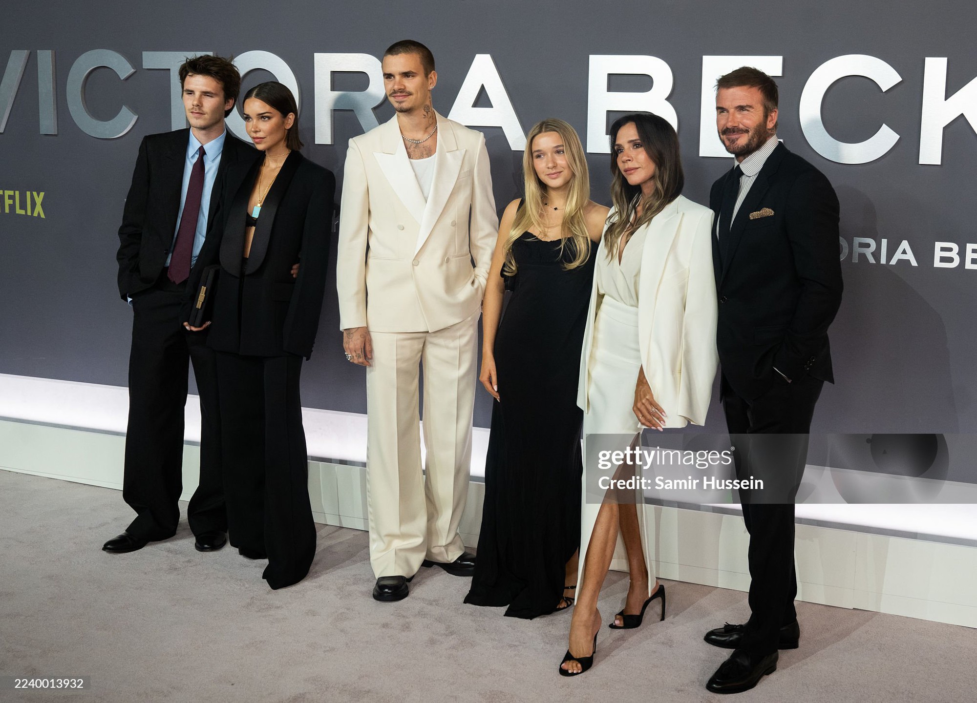 Tiểu thư Harper Beckham chiếm trọn spotlight ở buổi ra mắt phim của mẹ - Victoria, Tiểu thư Harper Beckham chiếm trọn spotlight ở buổi ra mắt phim của mẹ - Victoria,