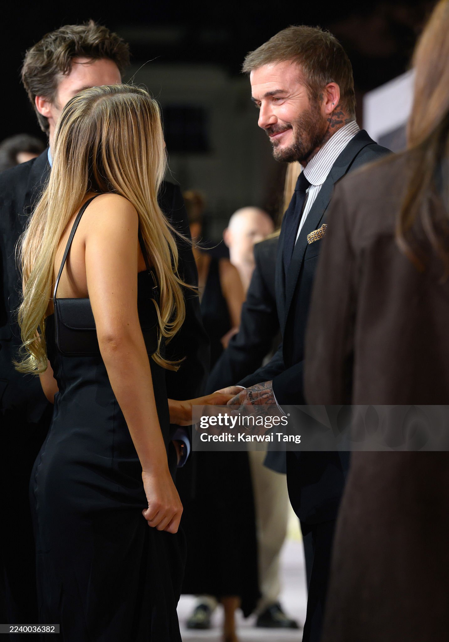 Tiểu thư Harper Beckham chiếm trọn spotlight ở buổi ra mắt phim của mẹ - Victoria, Tiểu thư Harper Beckham chiếm trọn spotlight ở buổi ra mắt phim của mẹ - Victoria,