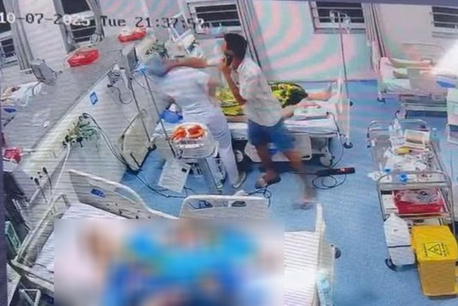 Vụ Người Đàn Ông Liên Tục Đánh Vào Đầu Nhân Viên Y Tế, Dọa Đốt Bệnh Viện Tại Tp Hcm: Bệnh Viện Lên Tiếng- Ảnh 2. Vụ Người Đàn Ông Liên Tục Đánh Vào Đầu Nhân Viên Y Tế, Dọa Đốt Bệnh Viện Tại Tp Hcm: Bệnh Viện Lên Tiếng- Ảnh 2.