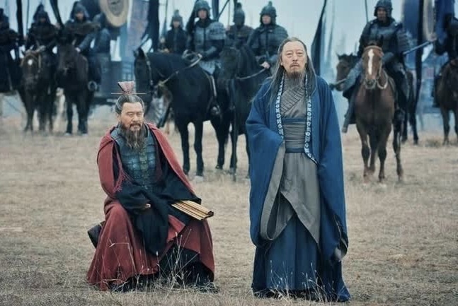 Trước khi chết, T&agrave;o Th&aacute;o ti&ecirc;n đo&aacute;n ch&iacute;nh x&aacute;c kẻ hủy diệt triều đại m&igrave;nh: D&ugrave; để lại 4 tấm khi&ecirc;n vững, nhưng vẫn đại bại trước kẻ &lsquo;ẩn nhẫn như s&oacute;i&rsquo;- Ảnh 2.