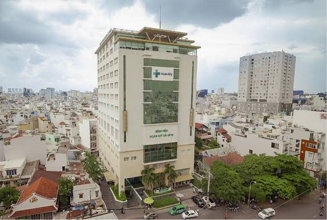 Chủ chuỗi bệnh viện tư lớn nhất Việt Nam tiếp tục lãi lớn: Lợi nhuận 6 tháng tăng gấp đôi, lãi tổng cộng 1.900 tỷ từ đầu năm 2022- Ảnh 1. Chủ chuỗi bệnh viện tư lớn nhất Việt Nam tiếp tục lãi lớn: Lợi nhuận 6 tháng tăng gấp đôi, lãi tổng cộng 1.900 tỷ từ đầu năm 2022- Ảnh 1.