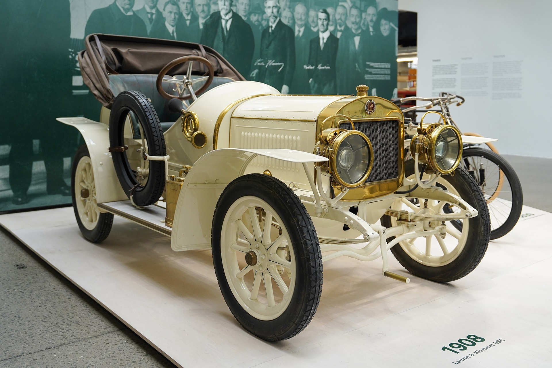 Mãn nhãn ngắm xe cổ xuyên suốt lịch sử 130 năm của Skoda- Ảnh 5.