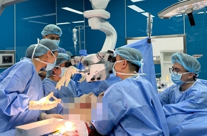 Phẫu thuật viên ca mổ đặc biệt có thể hưởng phụ cấp tới 790.000 đồng- Ảnh 1. Phẫu thuật viên ca mổ đặc biệt có thể hưởng phụ cấp tới 790.000 đồng- Ảnh 1.