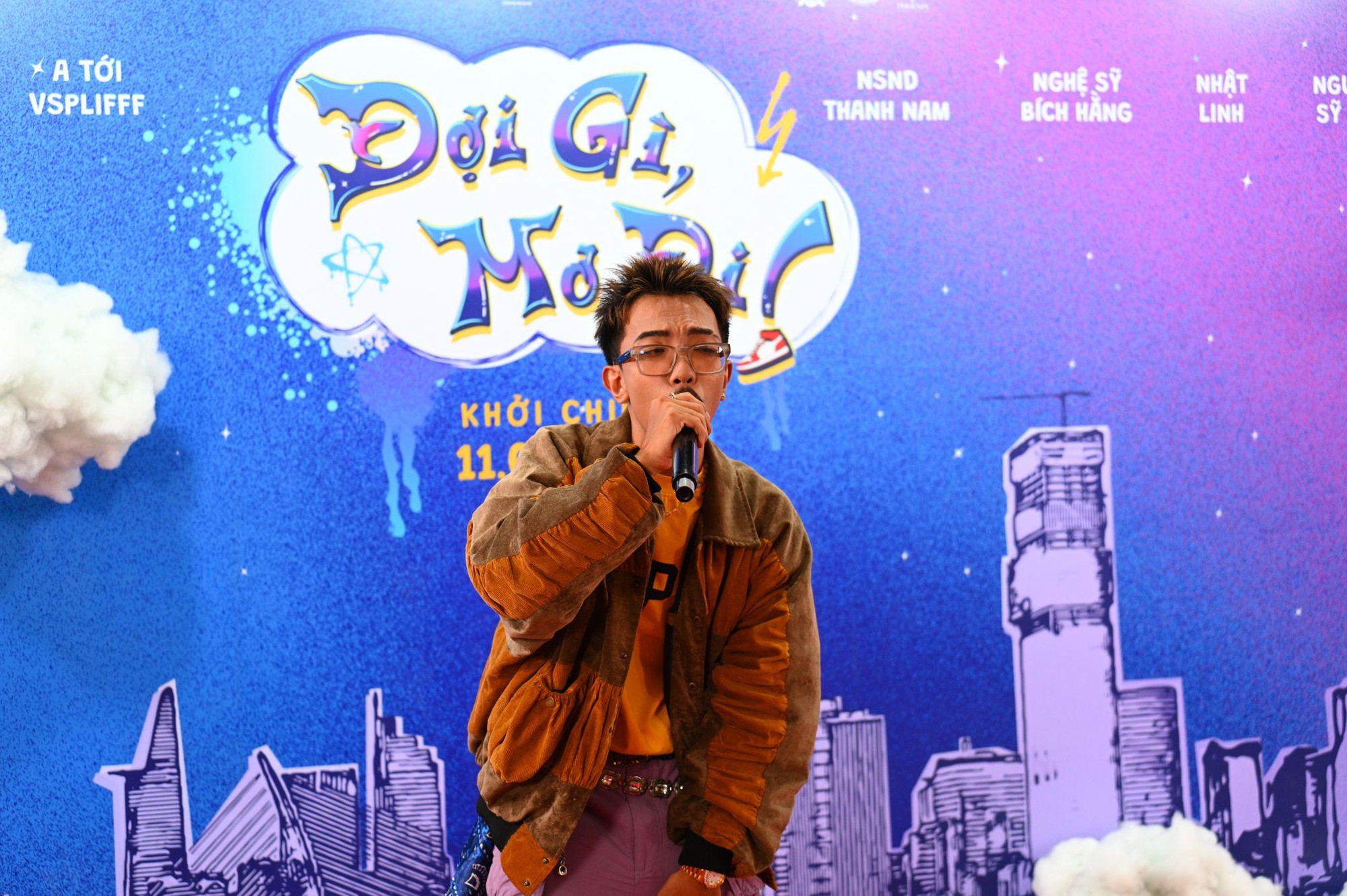 Phim Việt “Đợi Gì, Mơ Đi!” khiến khán giả vì cười nhiều mà khóc cũng không ít- Ảnh 2.