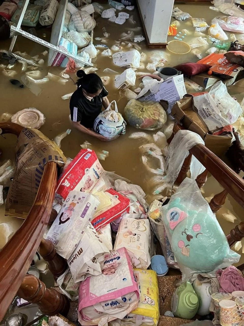 Lũ r&uacute;t, Th&aacute;i Nguy&ecirc;n hiện l&ecirc;n với một khung cảnh tan hoang đến x&oacute;t xa- Ảnh 15.