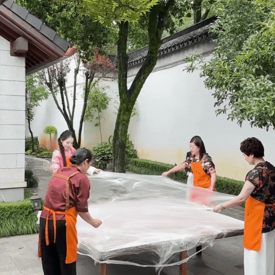 Phú bà ở biệt phủ 1200m2 làm gì lúc rảnh: Mang 5000 con tằm về làm chăn tặng mẹ chồng, chặt tre ngay tại nhà làm giấy tặng chồng, bảo sao được yêu chiều đến thế!- Ảnh 15. Phú bà ở biệt phủ 1200m2 làm gì lúc rảnh: Mang 5000 con tằm về làm chăn tặng mẹ chồng, chặt tre ngay tại nhà làm giấy tặng chồng, bảo sao được yêu chiều đến thế!- Ảnh 15.