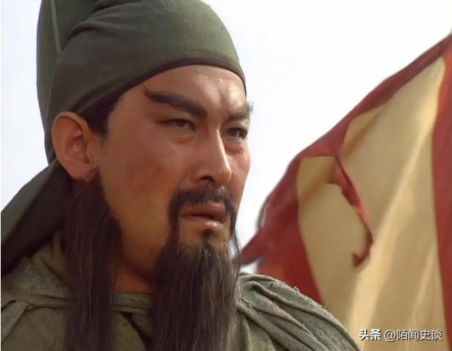 Đau đớn của Lưu Bị khi không chọn vị tướng này bảo vệ Kinh Châu: Được Tào Tháo đánh giá ngang Lữ Bố- Ảnh 4.