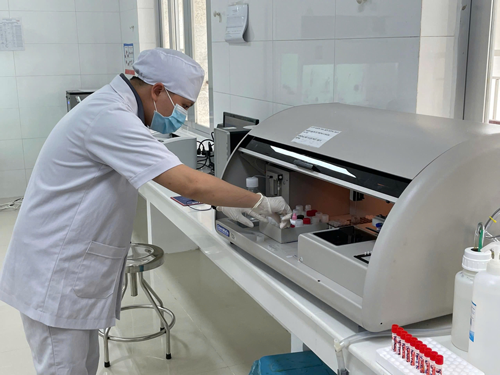 Gấp Rút Chấm Dứt Đại Dịch Hiv/Aids: Thách Thức Mới Với“Cuộc Chiến Thế Kỷ”- Ảnh 2. Gấp Rút Chấm Dứt Đại Dịch Hiv/Aids: Thách Thức Mới Với“Cuộc Chiến Thế Kỷ”- Ảnh 2.