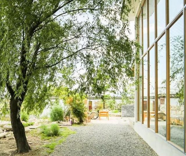 Rời quê 30 năm, 4 anh em về quê xây biệt thự 700m² làm nơi dưỡng già: "Khó tránh khỏi xích mích nhưng ở bên nhau chính là cuộc sống đẹp nhất"- Ảnh 3. Rời quê 30 năm, 4 anh em về quê xây biệt thự 700m² làm nơi dưỡng già: "Khó tránh khỏi xích mích nhưng ở bên nhau chính là cuộc sống đẹp nhất"- Ảnh 3.