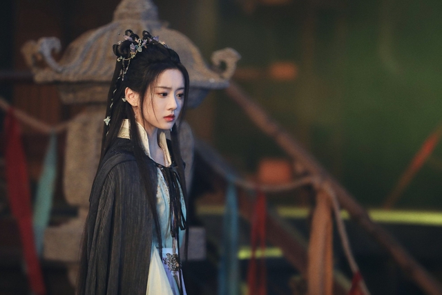 Đừng ai cho mỹ nhân này tồn tại ở showbiz nữa: Vô ơn coi thường khán giả, xứng đáng flop 100 năm- Ảnh 5. Đừng ai cho mỹ nhân này tồn tại ở showbiz nữa: Vô ơn coi thường khán giả, xứng đáng flop 100 năm- Ảnh 5.