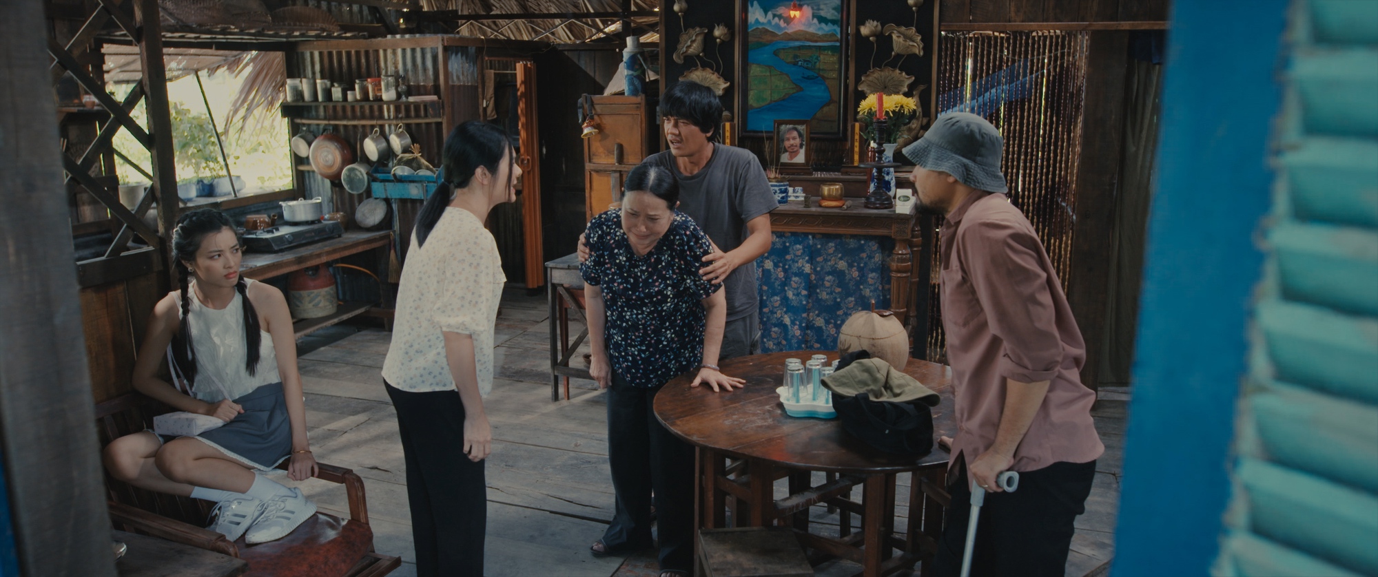 Nhà Ma Xó: Hết hồn vì dở chứ chẳng phải vì ma- Ảnh 2.