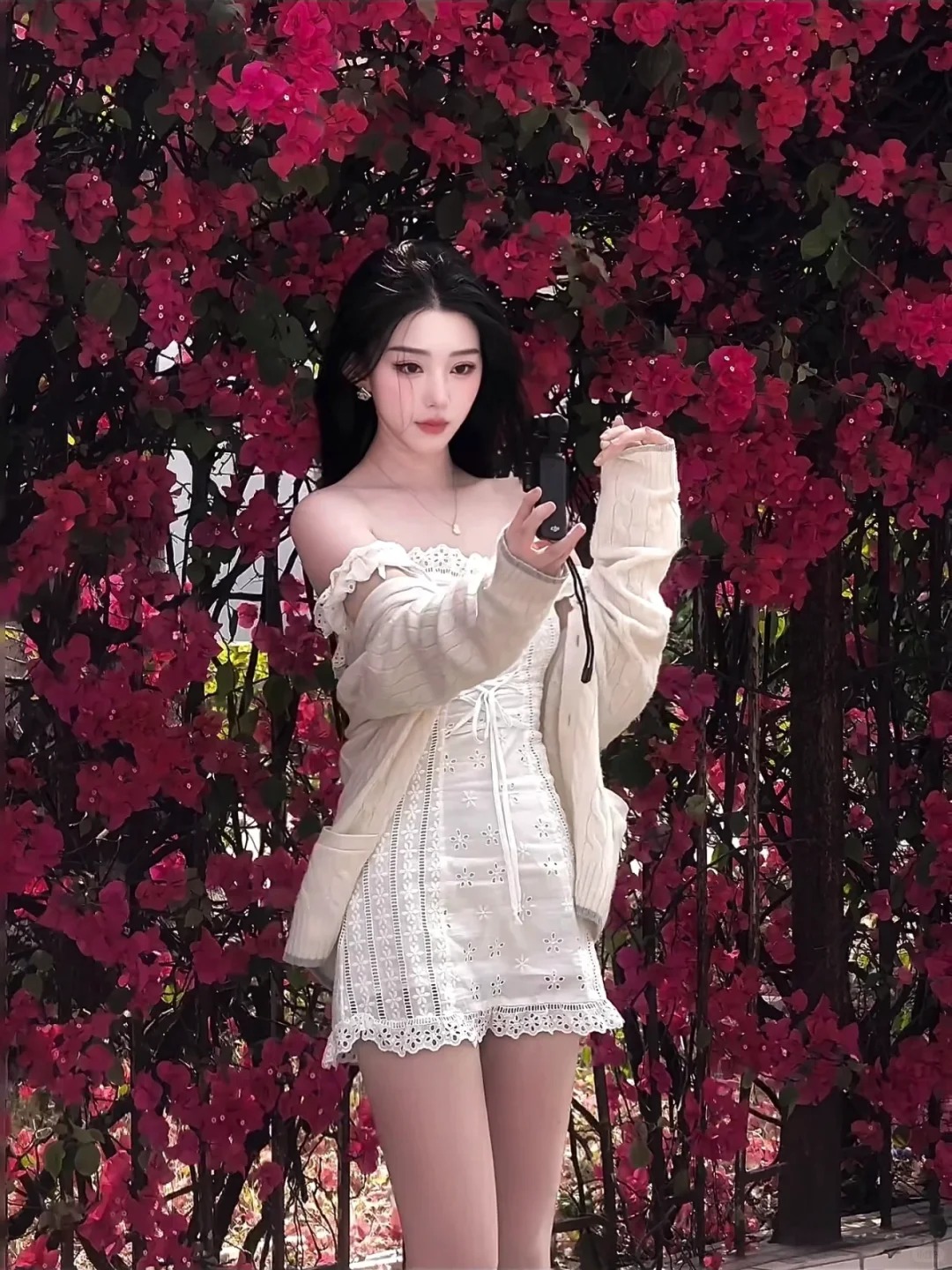 Đến trễ lễ khai mạc hội thao, nữ sinh hớt hải chạy trên sân tạo nên khoảnh khắc đẹp như phim: 6 giây thần thánh!- Ảnh 13.