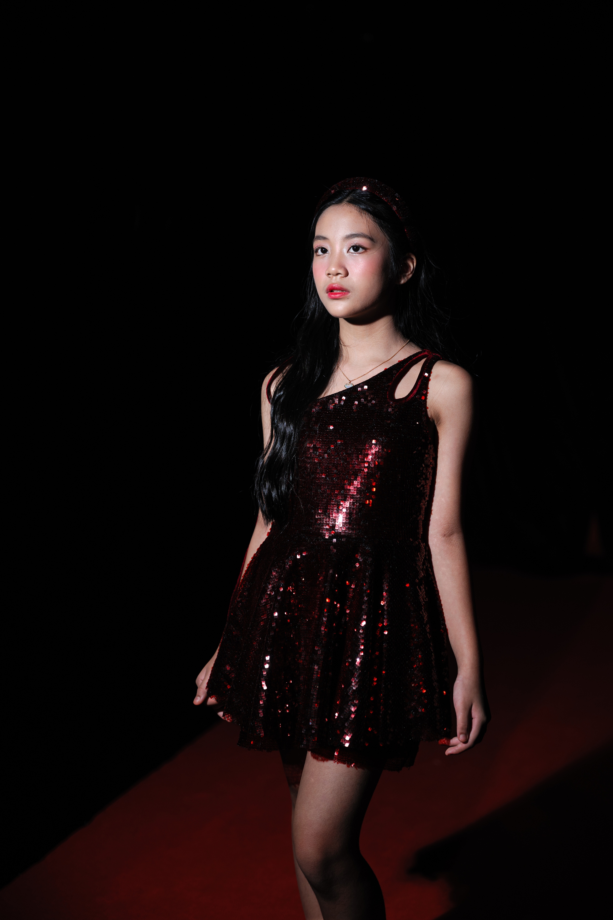 An C&aacute;t Diệp được vinh danh "Kid Model of the Year": Con thần tượng mẹ, con rất y&ecirc;u mẹ- Ảnh 4.