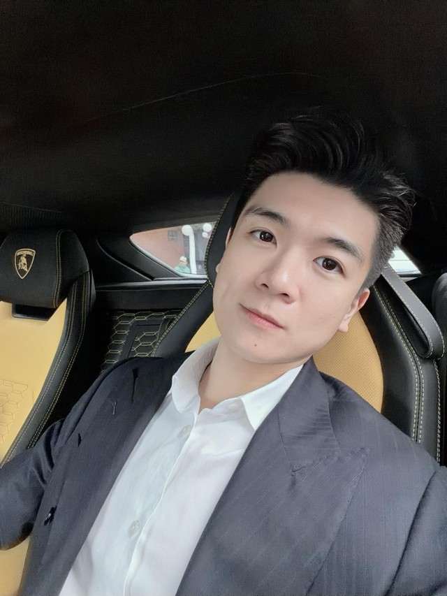 Phó tổng nghìn tỷ nhà bầu Hiển lộ quá khứ 