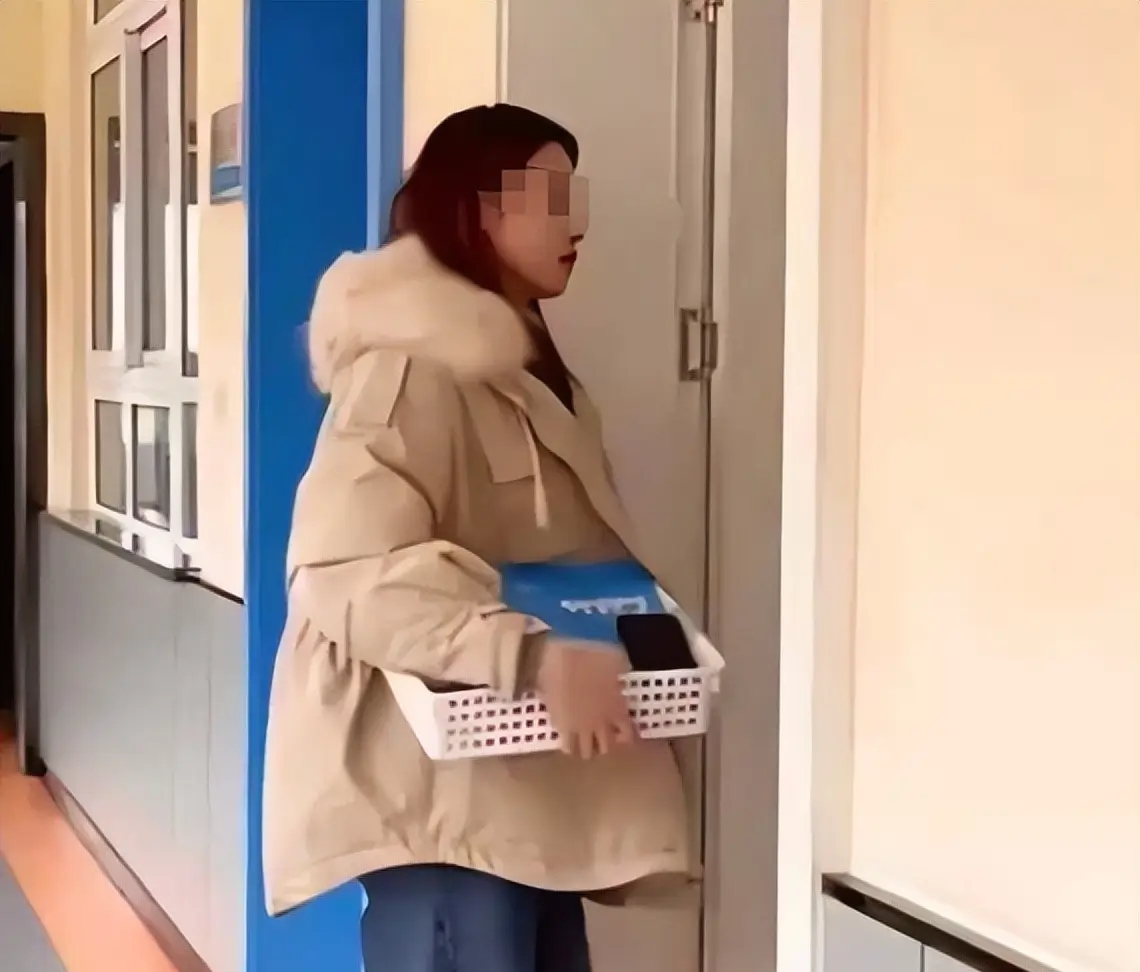 Người mẹ thẳng thừng tuyên bố "ghét giáo viên chủ nhiệm của con" chỉ vì 1 điều, dân mạng phản pháo: "Chị quá khó chiều!"- Ảnh 3.