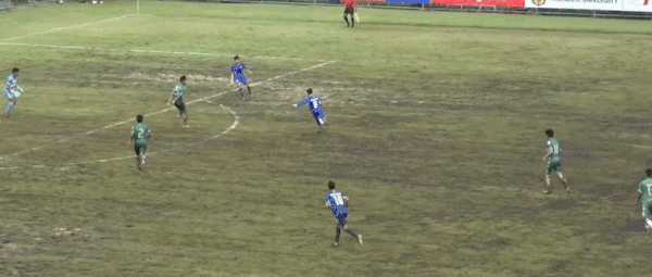 Ngược dòng quả cảm trước đối thủ Thái Lan, đội bóng Việt Nam giành vé vào trận chung kết- Ảnh 1. Ngược dòng quả cảm trước đối thủ Thái Lan, đội bóng Việt Nam giành vé vào trận chung kết- Ảnh 1.