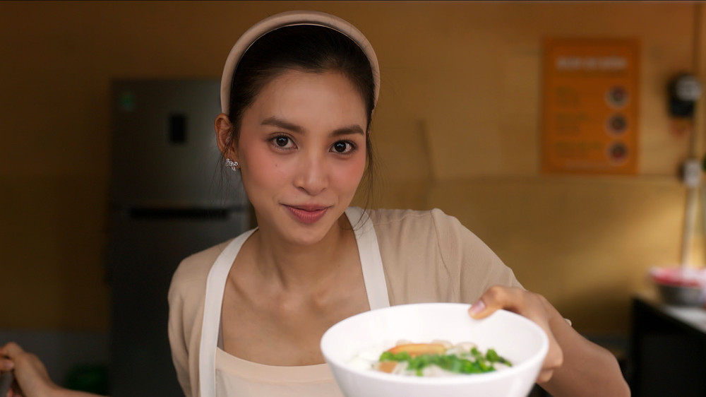 4 nữ diễn viên có gương mặt đẹp nhất Việt Nam: Chi Pu hạng 1 quá xứng đáng, 1 người bị chê chưa đủ trình- Ảnh 6.