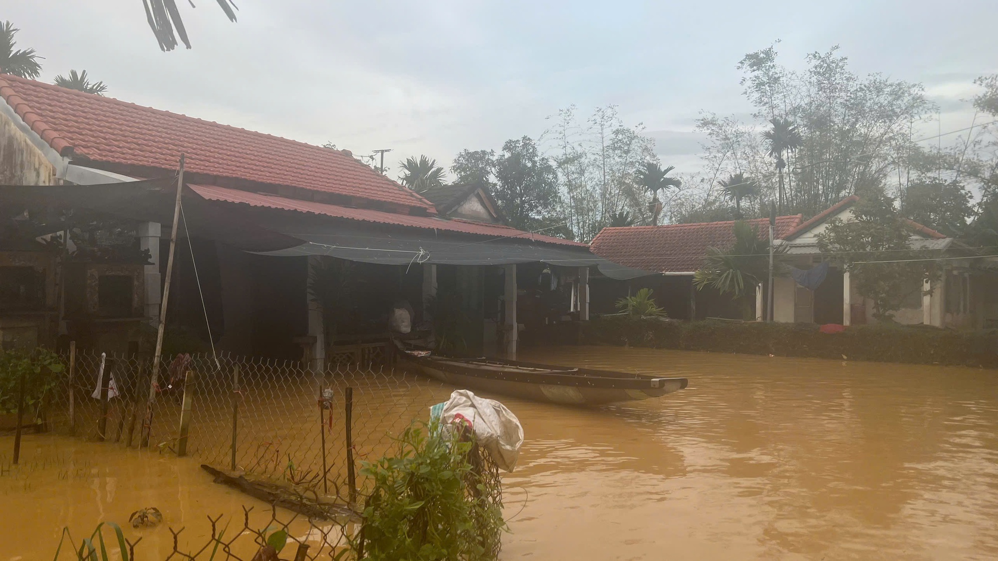 Mưa to trở lại, Huế có tái diễn lũ lịch sử như vừa qua?- Ảnh 1.