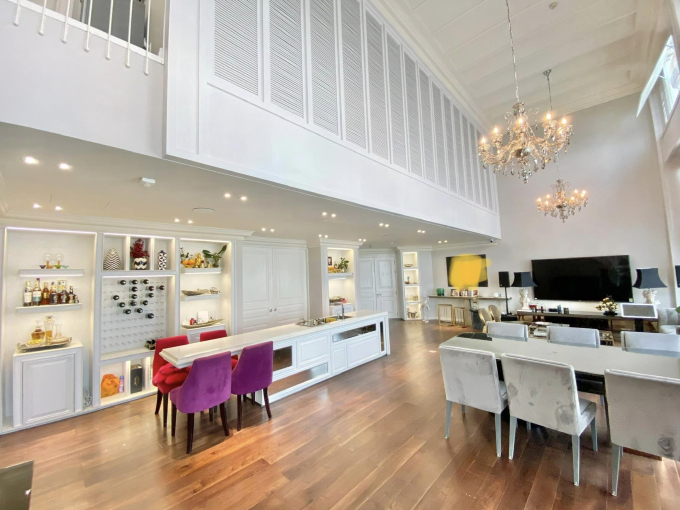 B&ecirc;n trong nơi ở của Trương Ngọc &Aacute;nh- Ảnh 10.