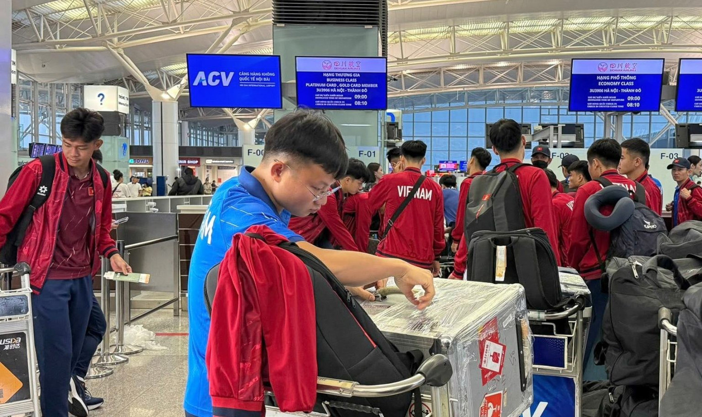 U22 Việt Nam khởi hành dự Panda Cup 2025: Bước chạy đà quan trọng cho SEA Games 33- Ảnh 1.