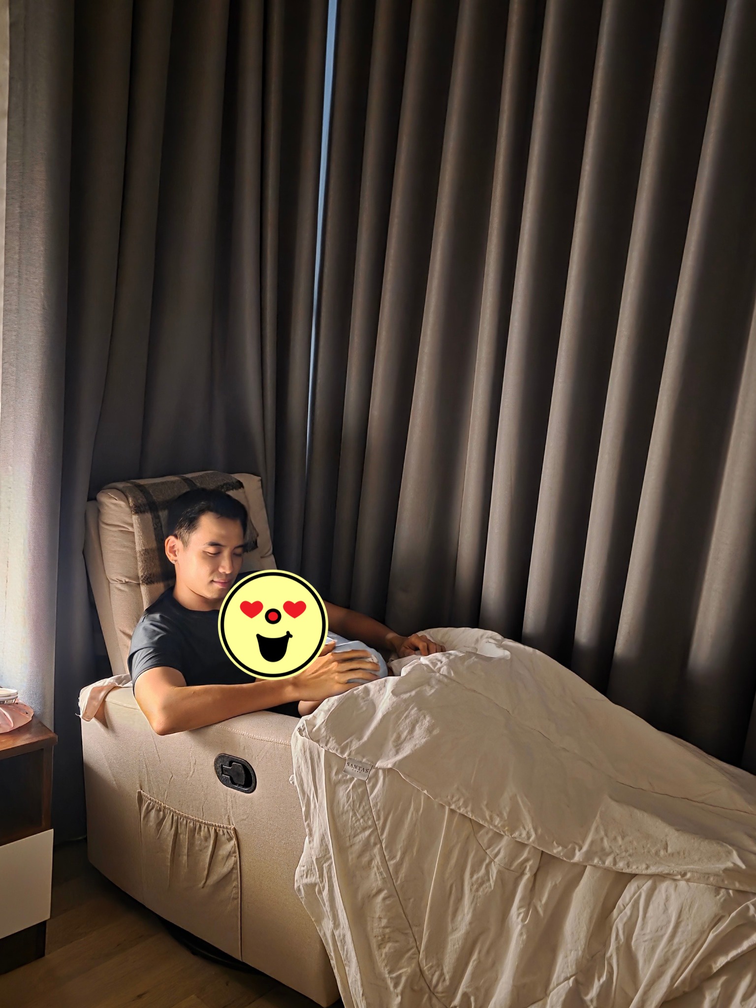 Thái độ của chồng H'Hen Niê sau ồn ào 