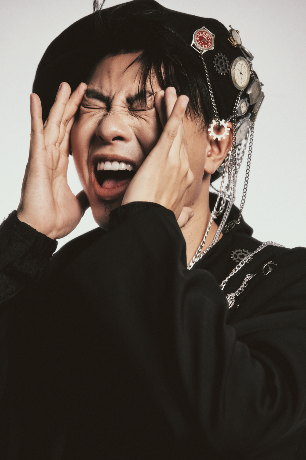 Nhạc sĩ Dương Cầm tiết lộ khoảnh khắc con gái Thanh Thanh Hiền “xông thẳng” lên phòng gặp anh và Tấn Minh- Ảnh 4.