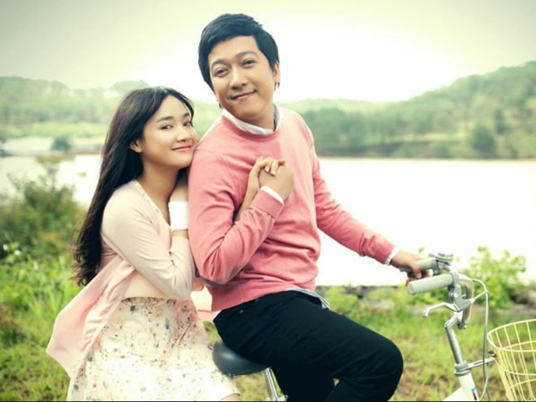 5 cặp đ&ocirc;i phim giả t&igrave;nh thật đẹp nhất Việt Nam: Trấn Th&agrave;nh - Hari Won xếp thứ 2, hạng 1 đ&uacute;ng chuẩn "ti&ecirc;n đồng ngọc nữ"- Ảnh 5.