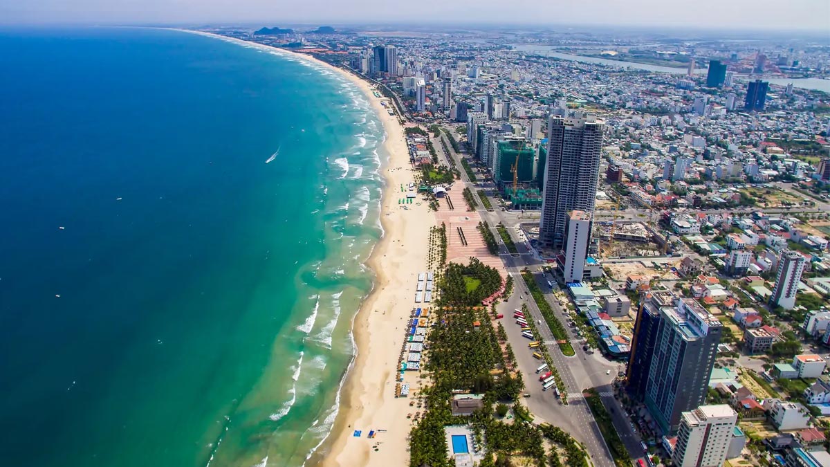 "Miền đất hứa" mới lộ diện: Dòng tiền đầu tư ồ ạt chảy về một khu vực ở miền Trung- Ảnh 1.