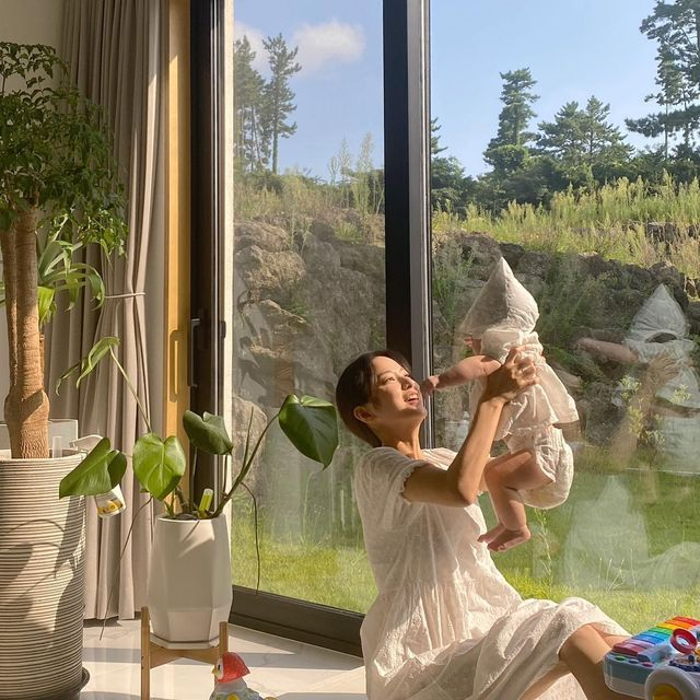 Ở nhà chăm con, tiêu lương 30 triệu của chồng: Mẹ bỉm Hà Nội vẫn tiết kiệm gần 1 chỉ vàng nhờ cách 