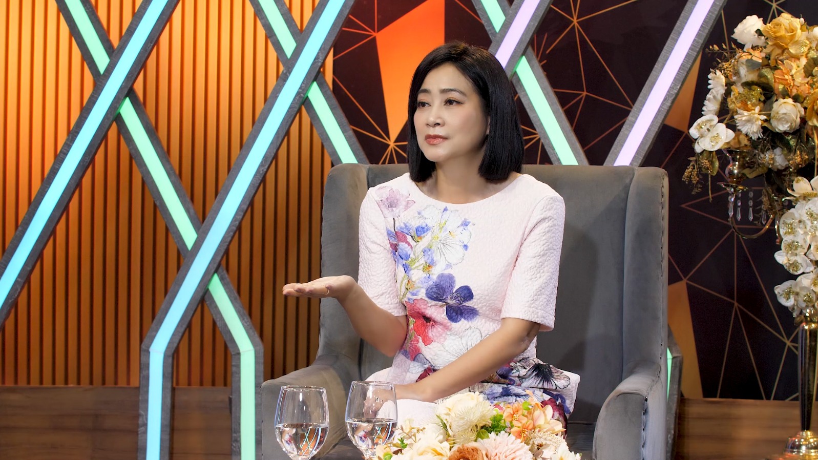 Nữ NSƯT suýt về đoàn Quân khu 9 nhưng bị ngăn cản vì 1 lí do- Ảnh 3.