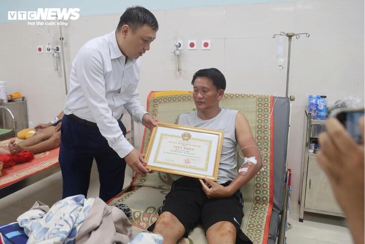 3 người thoát chết sau 2 ngày trôi dạt trên biển: ‘Sự trở về của họ là kỳ tích’- Ảnh 1.