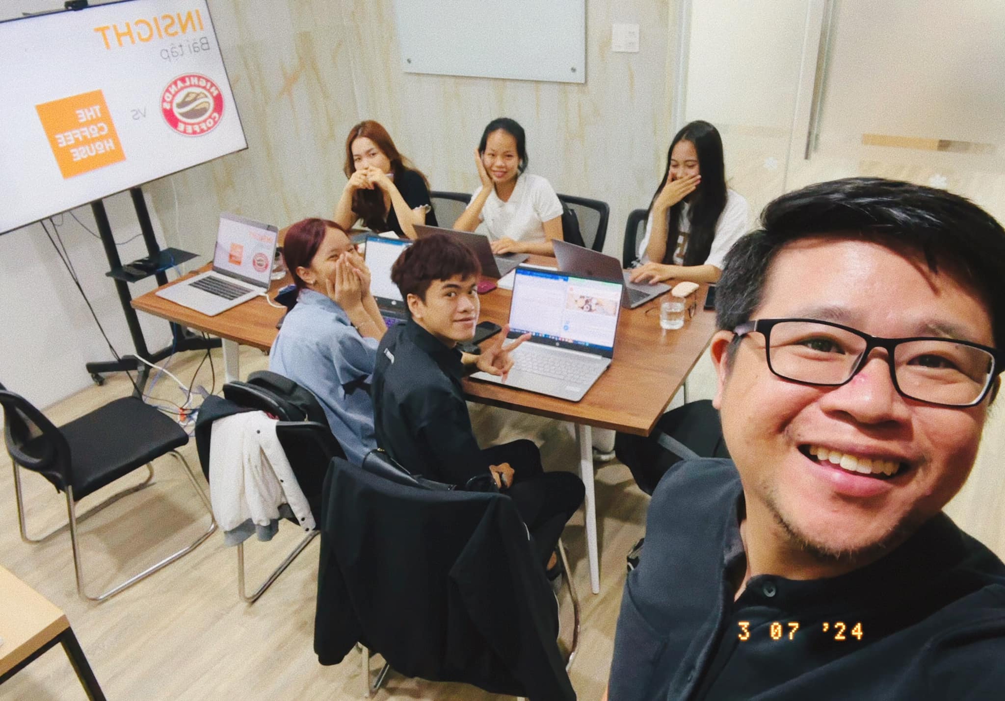 ThS. Đỗ Nguyễn Minh Khôi: "Làm là chất liệu thực tế của dạy, dạy là mài giũa chiều sâu của làm"- Ảnh 1.