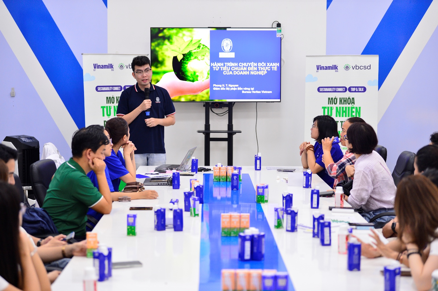 Mở khóa tự nhiên bên trong 