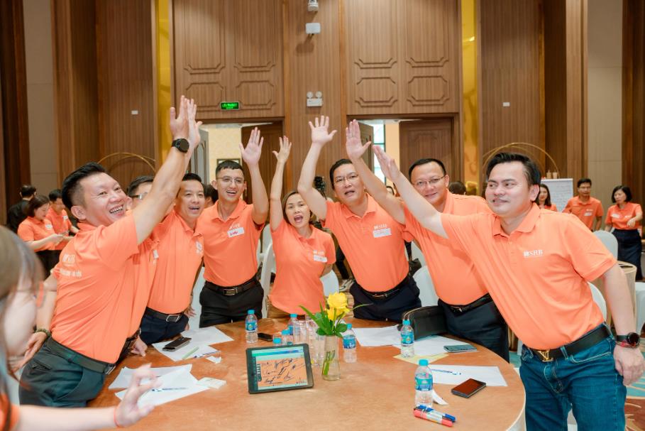 Việt Nam và hành trình “Hạnh phúc không điểm dừng”- Ảnh 2. Việt Nam và hành trình “Hạnh phúc không điểm dừng”- Ảnh 2.