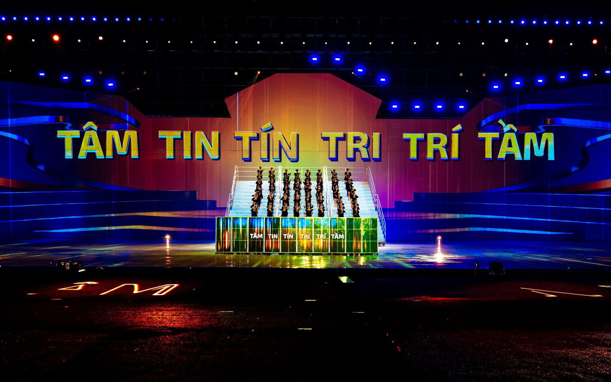 Việt Nam và hành trình “Hạnh phúc không điểm dừng”- Ảnh 3. Việt Nam và hành trình “Hạnh phúc không điểm dừng”- Ảnh 3.